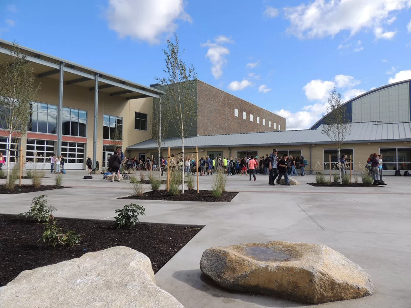 Cascade Middle School — photo 1 of 5